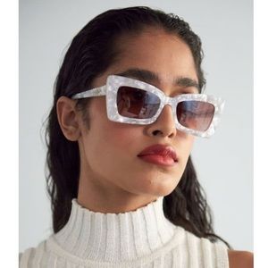 Cult Gaia Zaza Sunglasses